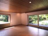 großzügiges Wohnzimmer - 6 Zimmer Einfamilienhaus in Leer (Ostfriesland)