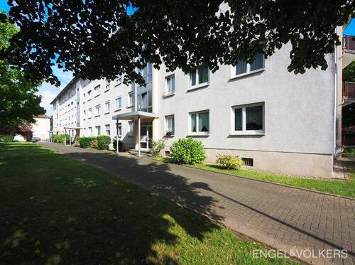Bild 1 - Wohnen am Saarbrücker Rastpfuhl - lichtdurchflutete 3-Zimmer-Wohnung mit Balkon