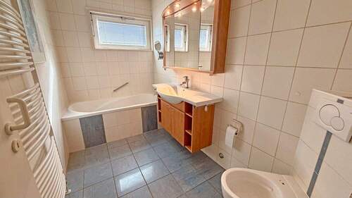 Badezimmer Erdgeschoss - 