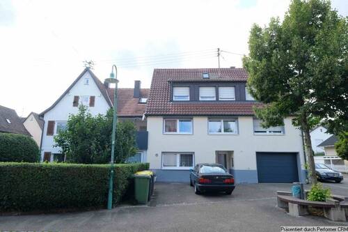 Ostansicht Mehrfamilienhaus - 1 Zimmer Mehrfamilienhaus, Wohnhaus zum Kaufen in Remseck