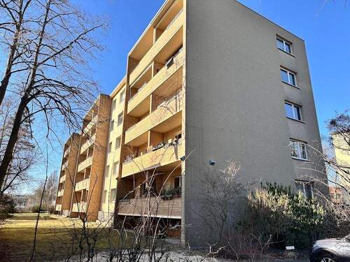 Ansicht Rück - Etagenwohnung mit 67,00 m&sup2; in Berlin zum Kaufen