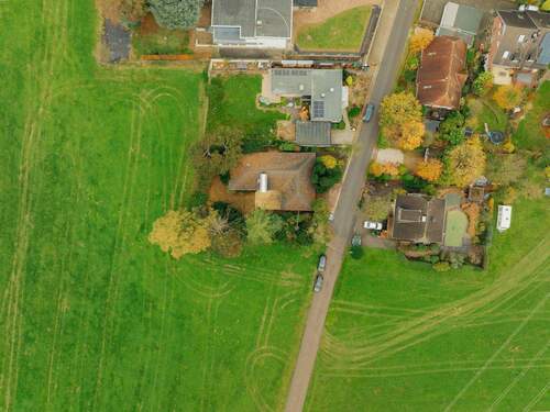 Vogelperspektive - 4 Zimmer Bungalow zum Kaufen in Rösrath
