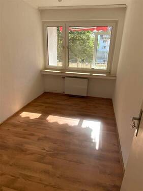 Schlafzimmer 2 nach hinten - 