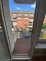Zugang zum kleinen Balkon Vorne - 