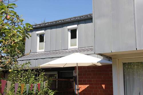 Hausansicht - 9 Zimmer Einfamilienhaus in Bargstedt