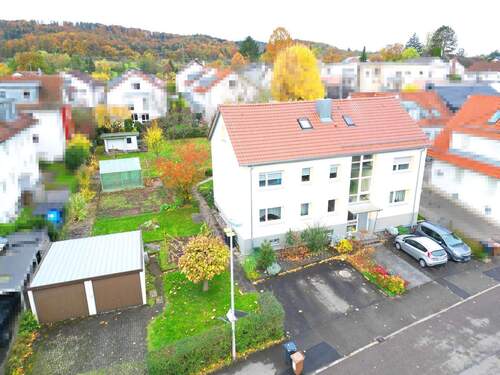 Drohnenaufnahme - Mehrfamilienhaus, Wohnhaus mit 336,00 m² in Winnenden zum Kaufen