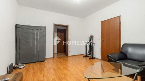 Wohnzimmer 2 - 2 Zimmer Etagenwohnung in Herne