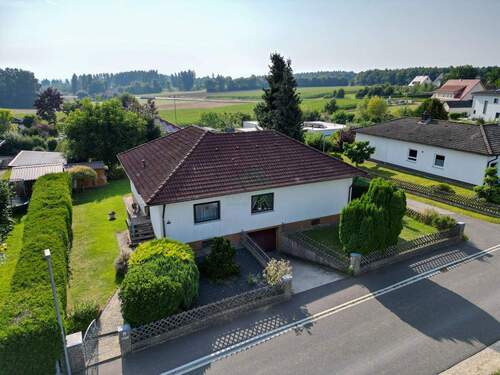 Titel - 4 Zimmer Einfamilienhaus zum Kaufen in Amberg-Fuchsstein