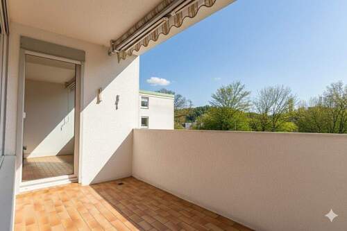 Loggia mit Süd-West-Ausrichtung - 3 Zimmer Etagenwohnung zum Kaufen in Hagen