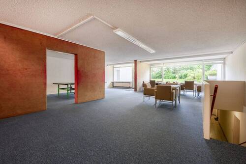 Hobbyraum mit Tischtennis - 