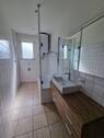 Modernes Badezimmer - 