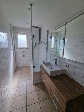 Modernes Badezimmer - 