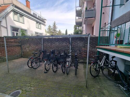 gesicherter Platz für Ihr Fahrrad - 