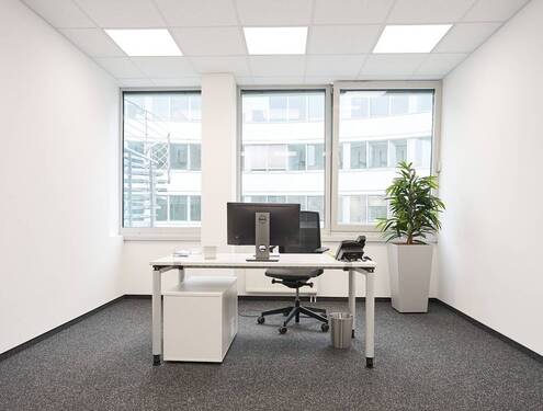 Helles Büro - Optimal arbeiten im 1. OG: Technisch top ausgestattet und sofort verfügbar