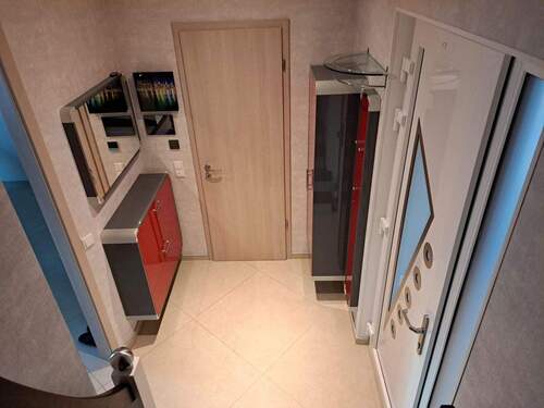 Flur EG - 4 Zimmer Etagenwohnung in Elmshorn