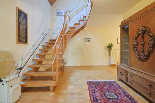 Stadthaus Hirschau Aufgang DG - 