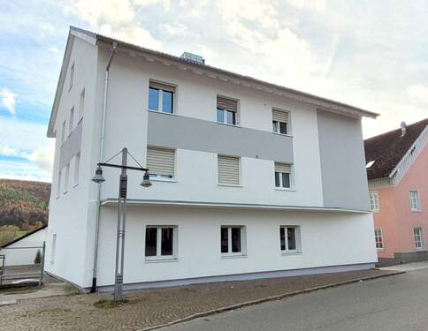 Außenansicht - 4 Zimmer Etagenwohnung zur Miete in Geisingen