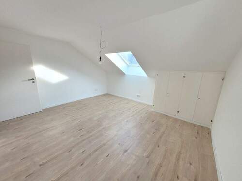 Schlaf-/Kinderzimmer - Etagenwohnung mit 85,00 m² in Geisingen zur Miete