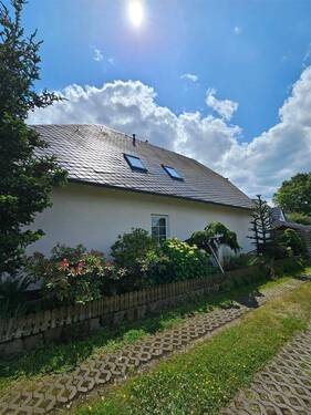 Außenansicht - Einfamilienhaus mit 244,00 m² in Hennigsdorf zum Kaufen