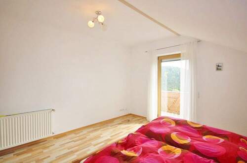 Schlafzimmer (OG) - 