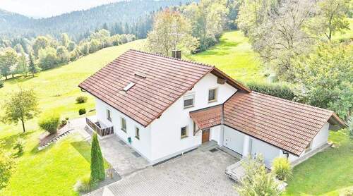 Hausansicht - 6 Zimmer Einfamilienhaus zum Kaufen in Untergriesbach / Oberötzdorf