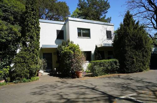 Hausansicht - Hauptstadtmakler-Bezugsfreies Reihenendhaus in Top Lage