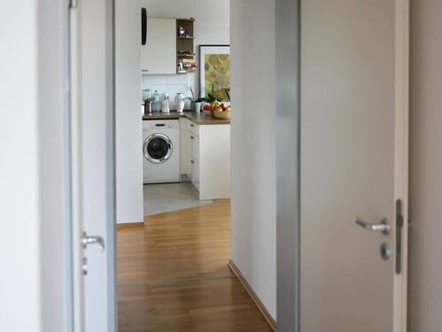 Flur zu Schlafzimmern - Etagenwohnung mit 115,00 m&sup2; in Düsseldorf zum Kaufen