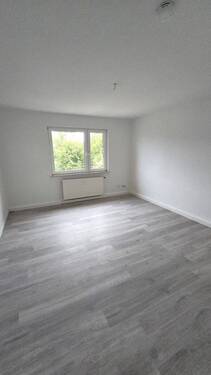 Wohnzimmer - Sehr schöne renovierte 3 Zimmer Wohnung in Gelsenkirchen zu vermieten