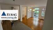 Küche Wohnen - Fürth-City: Wohnen im Denkmal! Superschöne 2-Zi-Whg im EG mit Terrasse, EBK opt., Parkett