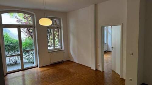 Wohnen - 2 Zimmer Etagenwohnung in Fürth