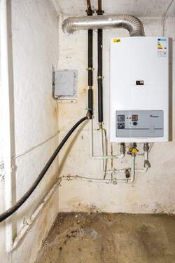 Keller: Gas-Heizung - 