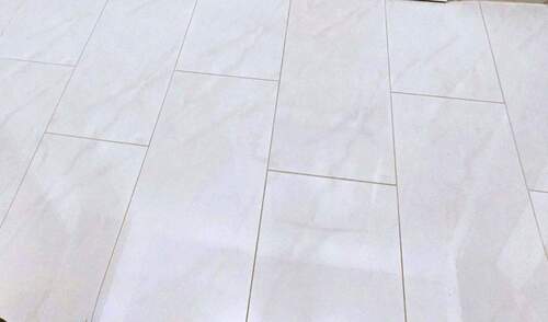 Fliese:SZ,WZ,Kinder,Büro,Flur - 