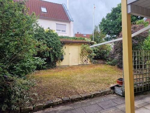 Garten mit Geräteschuppen - Toplage, Tophaus, DG Ausbau vorbereitet