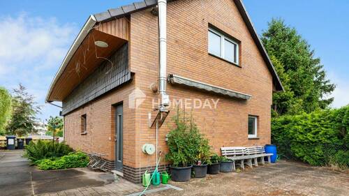 Nebenhaus - 