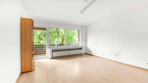 1. OG Wohnzimmer 1 - Mehrfamilienhaus, Wohnhaus mit 185,00 m² in Neustadt zum Kaufen