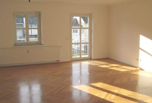 Wohnen - Etagenwohnung zur Miete in Moosburg