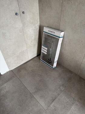 Badezimmer1_Begehbare Dusche - 