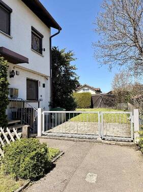 Zugang Garten und Grundstück - 
