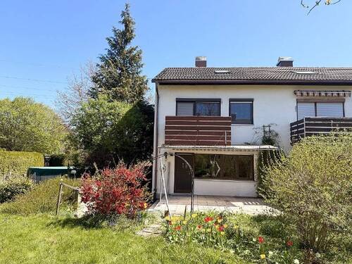 Hausansicht - 6 Zimmer Reihenendhaus zum Kaufen in Feldkirchen-Westerham