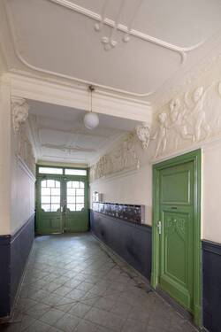 Treppenhaus - Etagenwohnung mit 85,80 m² in Berlin zum Kaufen