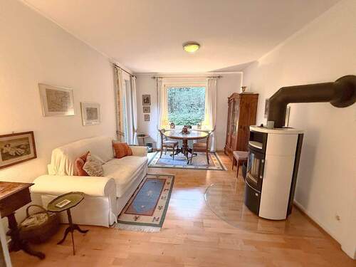 Wohnzimmer - Mehrfamilienhaus, Wohnhaus mit 121,00 m&sup2; in Hamburg zum Kaufen