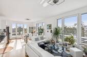 Lichtdurchflutetes Wohnzimmer - Etagenwohnung mit 94,00 m&sup2; in Berlin zum Kaufen