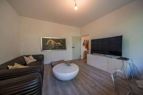 Wohnzimmer - 2 Zimmer Etagenwohnung zur Miete in Koblenz