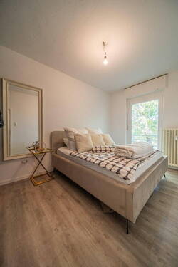 Schlafzimmer - 2 Zimmer Etagenwohnung in Koblenz
