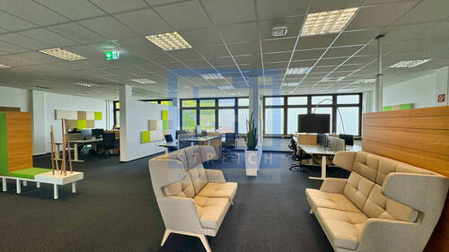 Büro und Aufenthalt - 