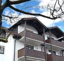 Weilheim - ruhig gelegene DG Wohnung mit Erker und Balkon