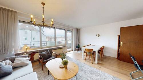 Wohnbereich - Zentrumsnah startklar - Praktische 4-Zimmerwohnung in Hohe MarterSchweinau