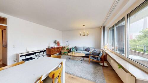 Wohnbereich - 4 Zimmer Etagenwohnung zum Kaufen in Nürnberg