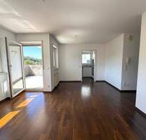 Wohnen mit Aussicht-charmante 3-Zimmer Wohnung mit großem Balkon - Schwäbisch Gmünd