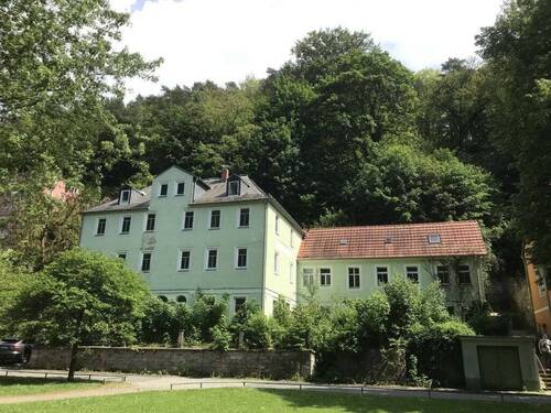 Bestandsgebäude - Projekt für Wohnen - 9 ETW inkl. Stellplätze